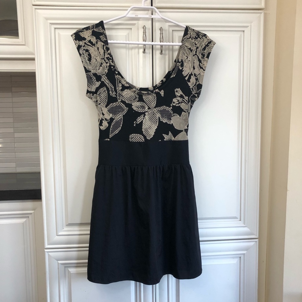 EUC Express black floral dress
